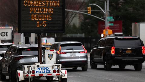 2025-01-06T134410Z_1782308614_RC2D4CA1IFAE_RTRM