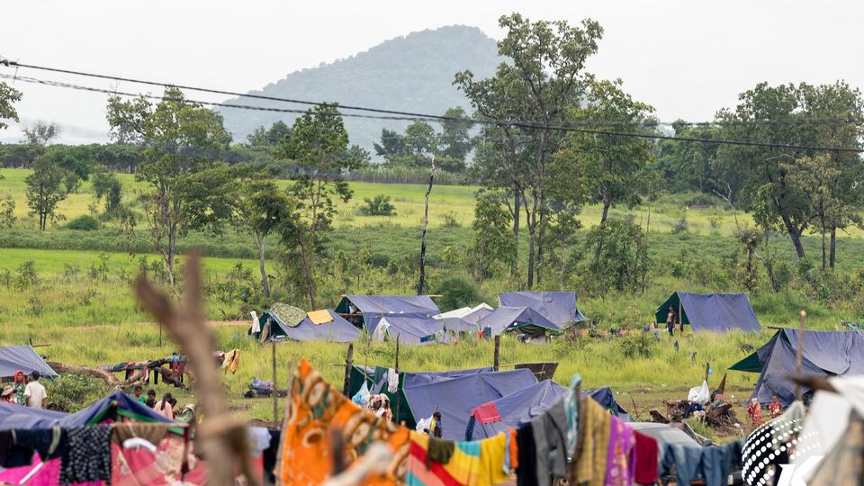 Over 12,000 Flee to Koh Ker Evacuation Camp As Thai Attacks Intensify Along Border (Kiripost/Vann Chan Thada, Mon Sokeo)