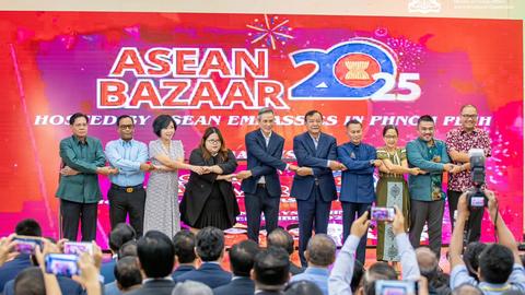 The ASEAN Bazaar 2025 was launched by ASEAN embassies at the Embassy of Malaysia in Phnom Penh on September 13, 2025. Kiripost via Ministry of Foreign Affairs and International Cooperation