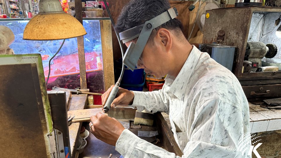 Gem and JewelleryMaking Training to be Rolled Out Kiripost