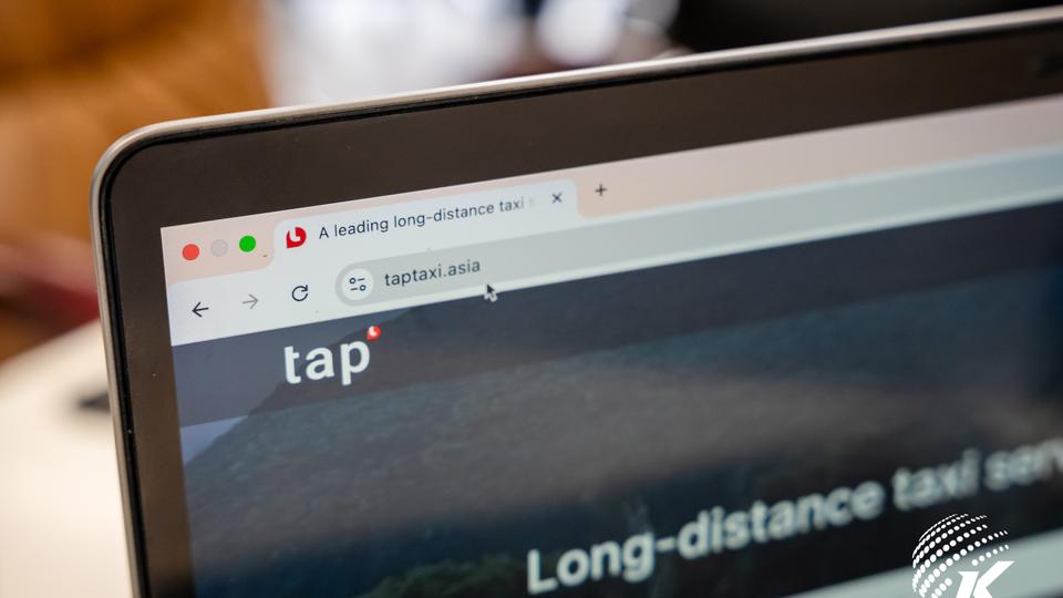 TapApp is a long-distance taxi service in Cambodia. Kiripost/Vann Chan Thada