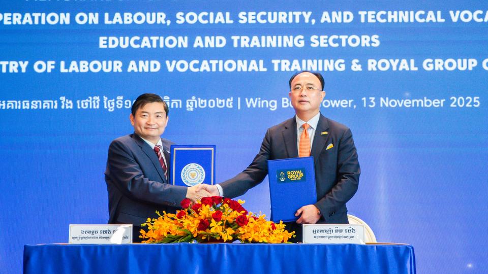 The signing ceremony at Wing Bank Tower, led by H.E. Heng Sour and Neak Oknha Kith Meng, highlighted a shared commitment to empowering Cambodia’s workforce.