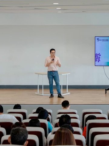 Pidor Lydeth, founder and CEO of Tech for Kids Academy