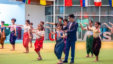 Prince Tesso Sisowath and Bopha Devi Dancers