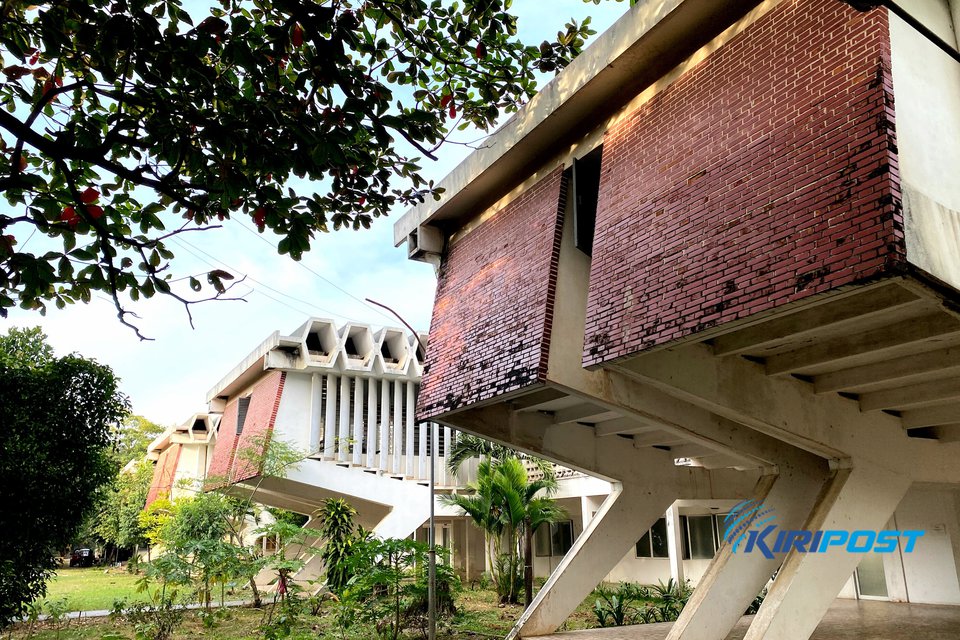 Institute of Foreign Languages (IFL) in Phnom Penh, December 27, 2022. Kiripost/Iea Sonita